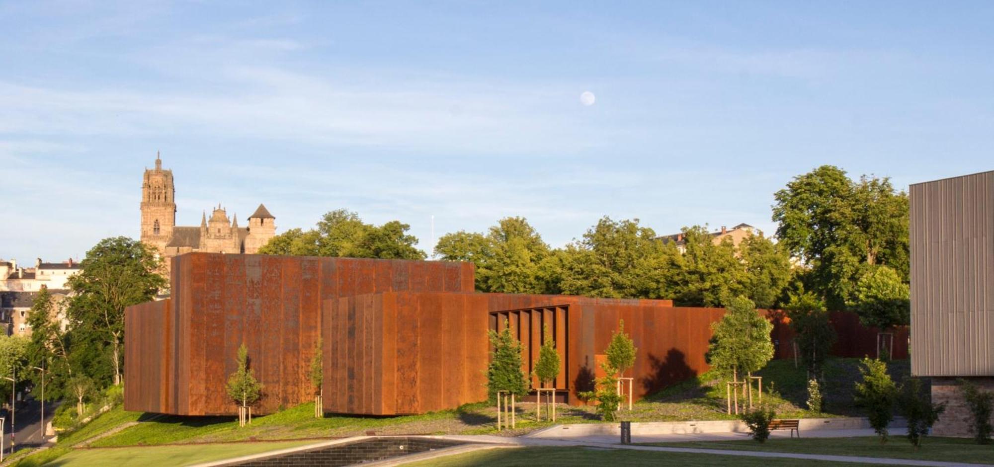 Le Saint Cyrice Apartment Rodez Bagian luar foto
